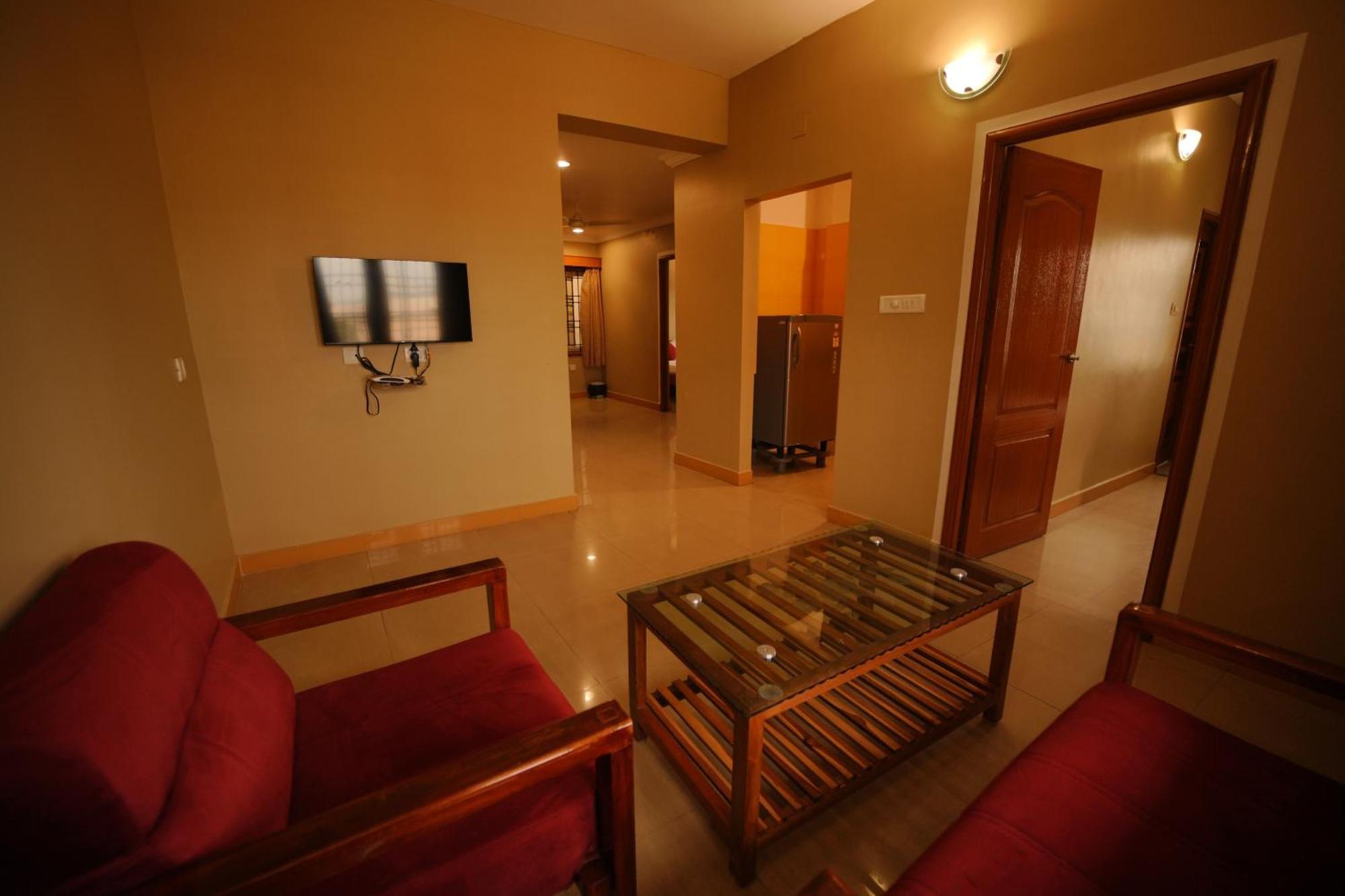 Ramana Towers Apartment Tiruvannamalai Exterior photo