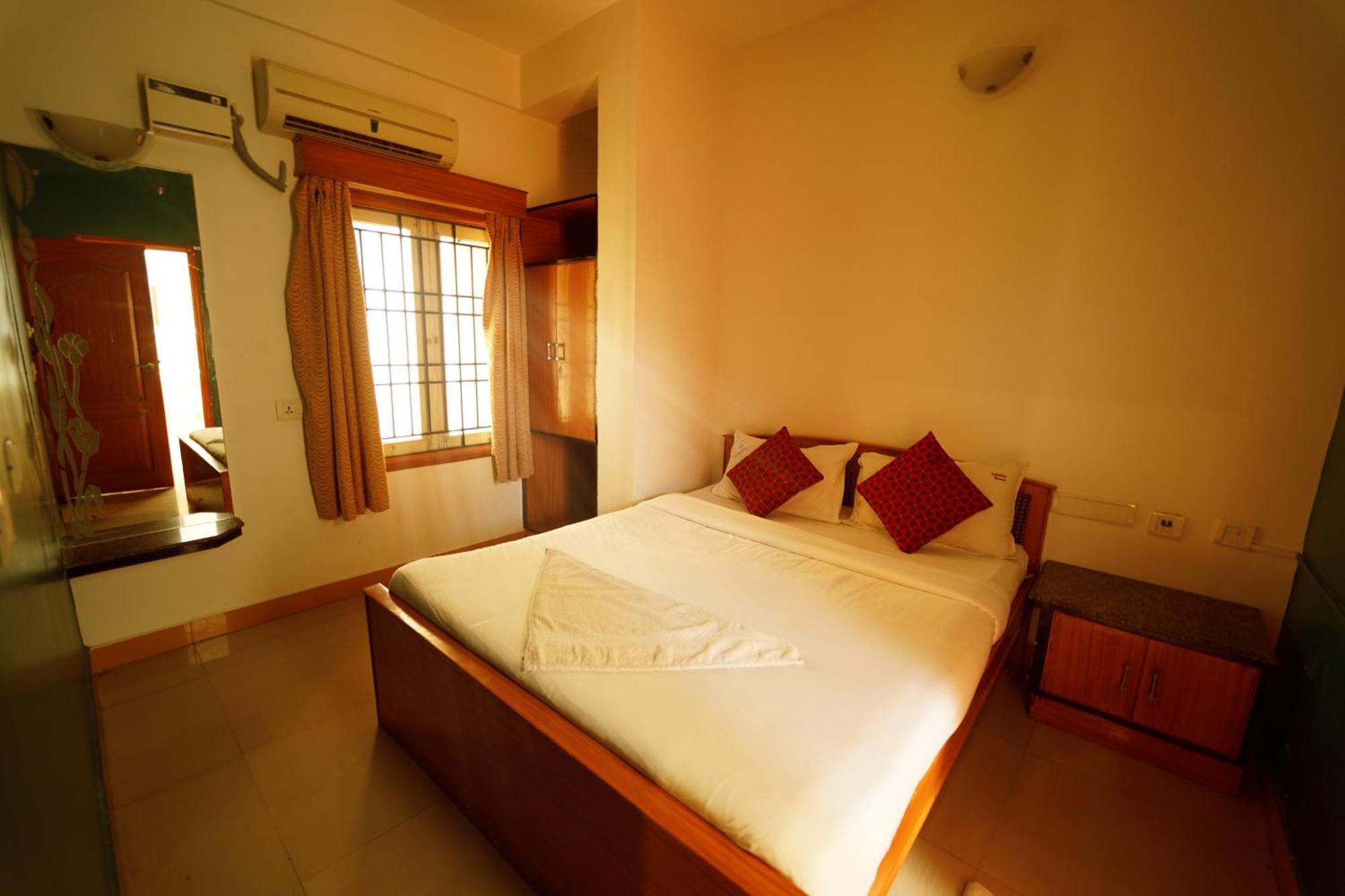 Ramana Towers Apartment Tiruvannamalai Exterior photo